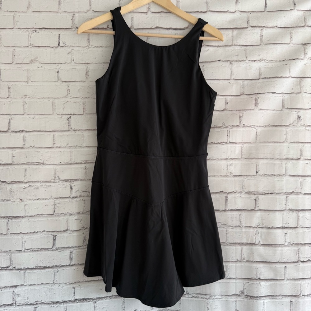 Joylab Athletic Dress Scallops‎